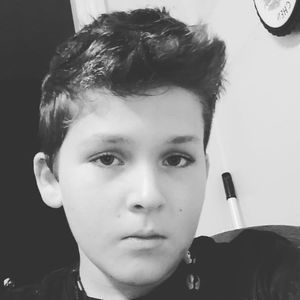 Meet your Posher, Ethan